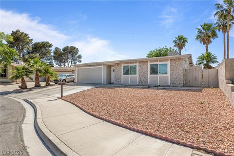 Homes For Sale - 4261 Ridgeview Drive<br/> Las Vegas, NV 89103