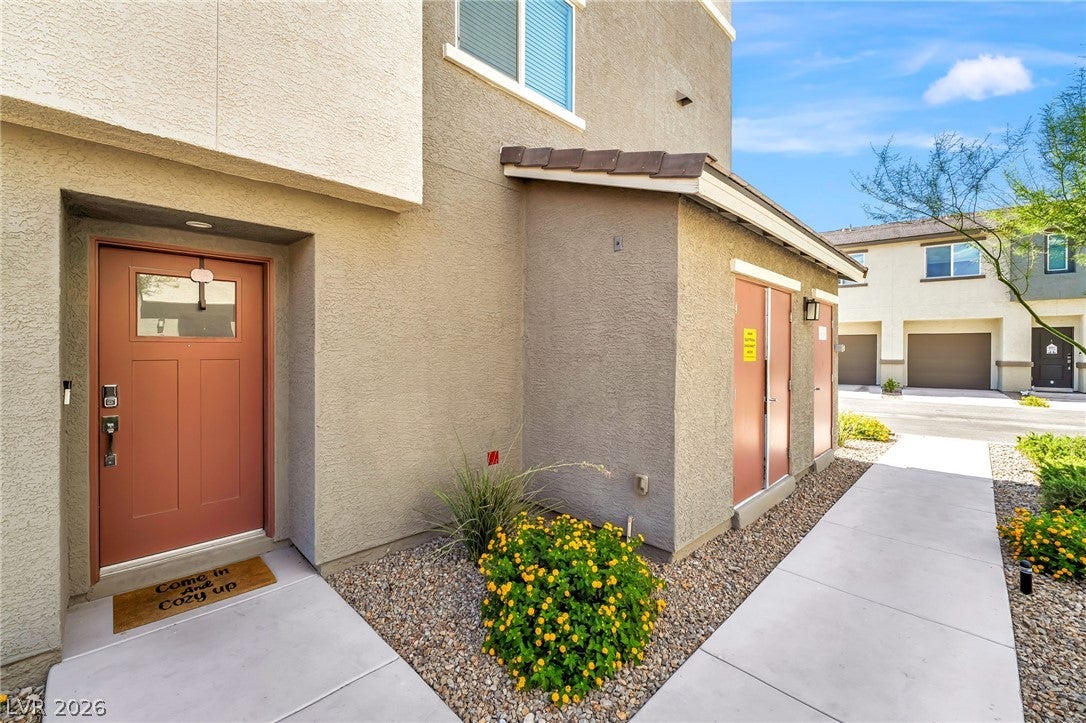 2775 Atomic Tangerine Way 1