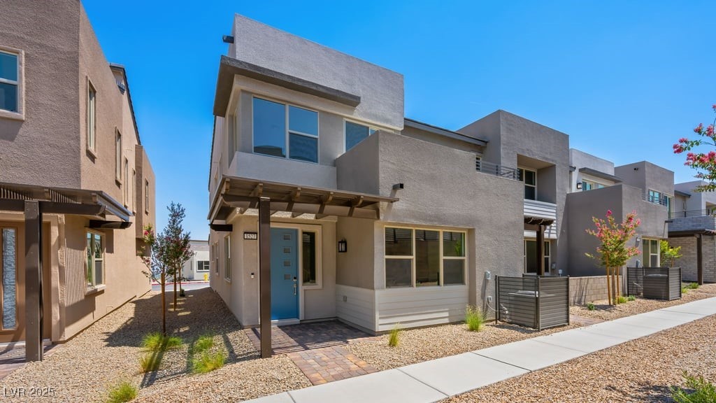 Properties 1 1527 Melodic Lark Drive