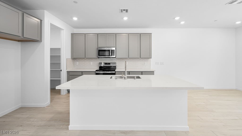 Properties 4 1527 Melodic Lark Drive