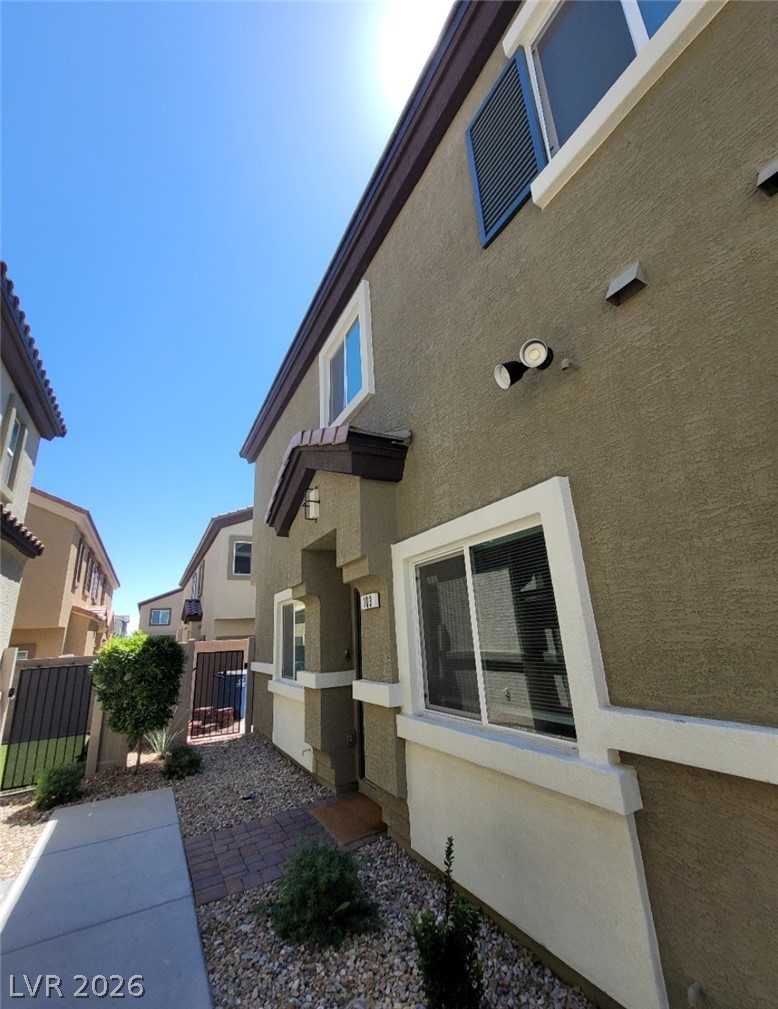 4645 Fuchsia Nights Avenue 103