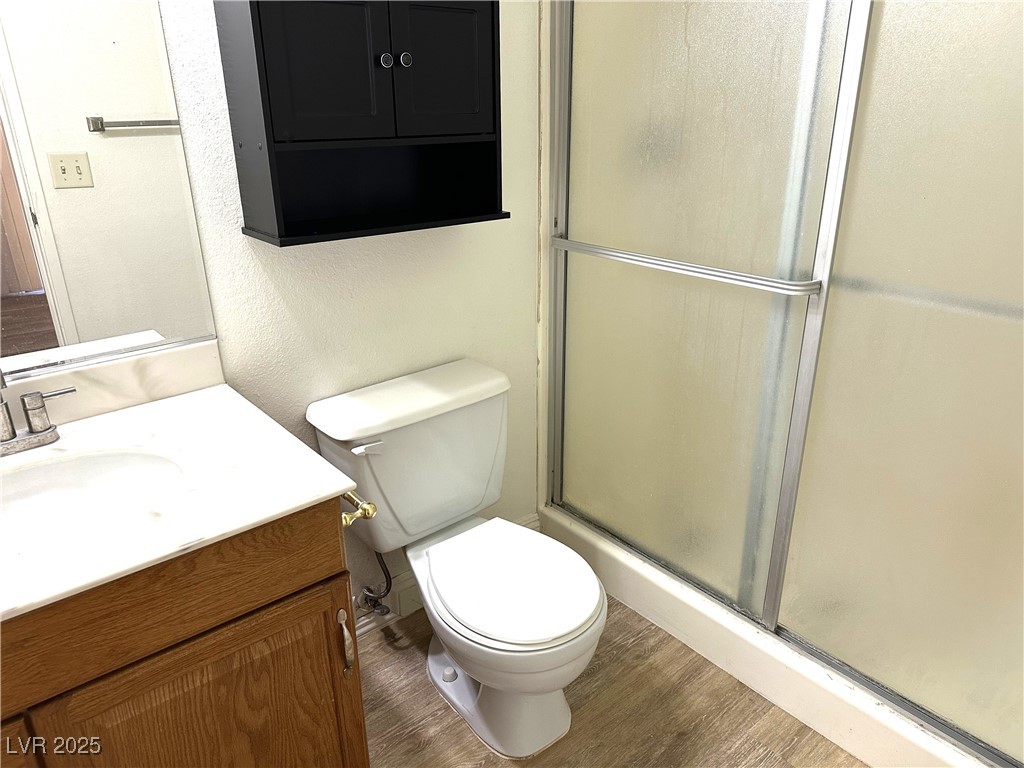 Henderson, Nevada 89014, United States, 3 Bedrooms Bedrooms, ,2 BathroomsBathrooms,Residential,Active,220334