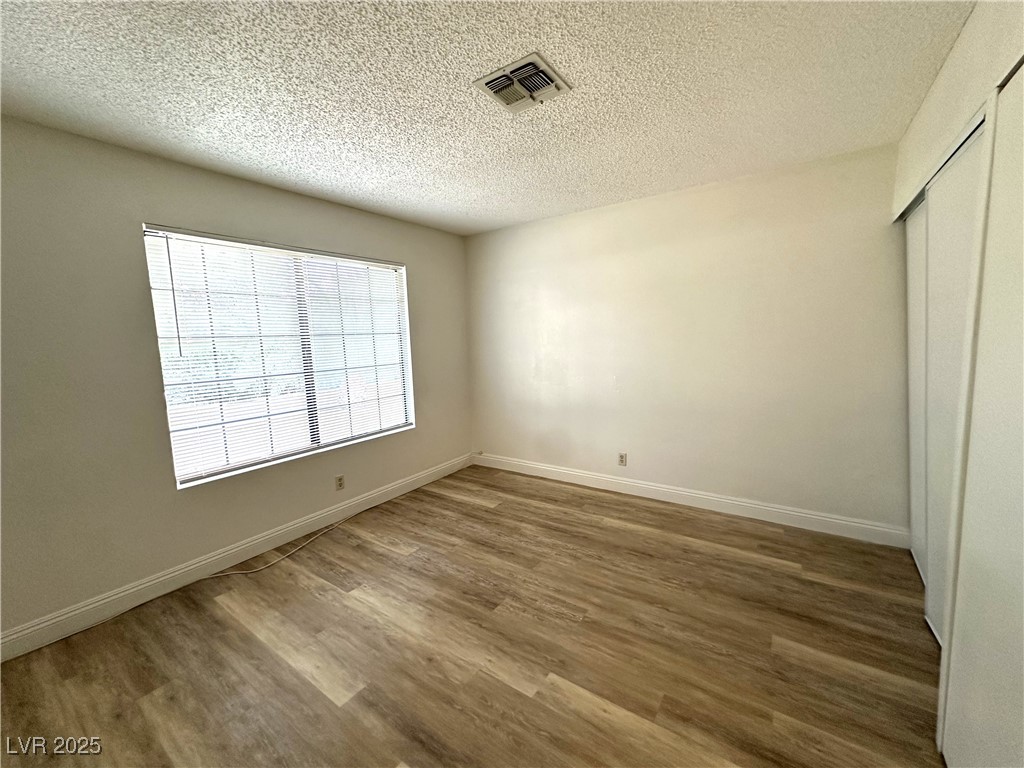 Henderson, Nevada 89014, United States, 3 Bedrooms Bedrooms, ,2 BathroomsBathrooms,Residential,Active,220334