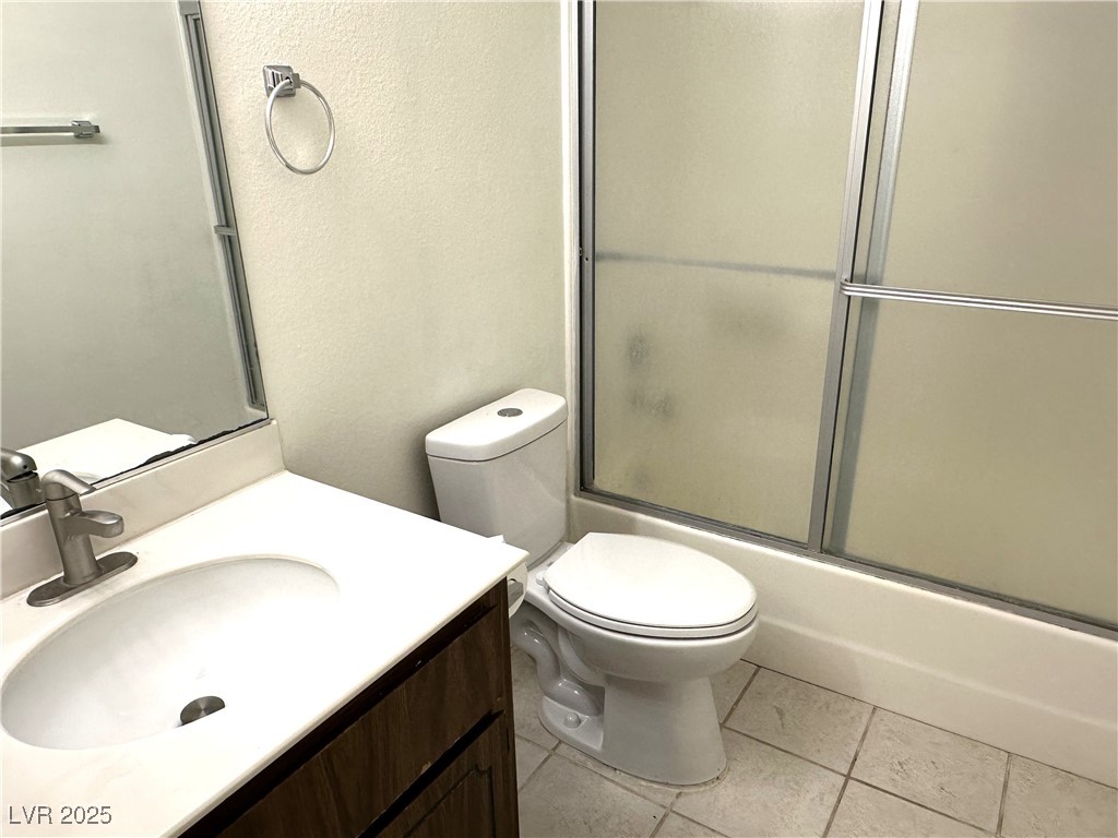 Henderson, Nevada 89014, United States, 3 Bedrooms Bedrooms, ,2 BathroomsBathrooms,Residential,Active,220334