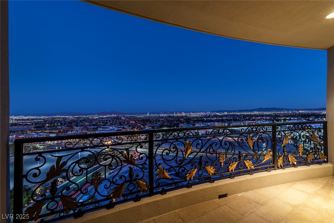 9101 Alta Drive 1206