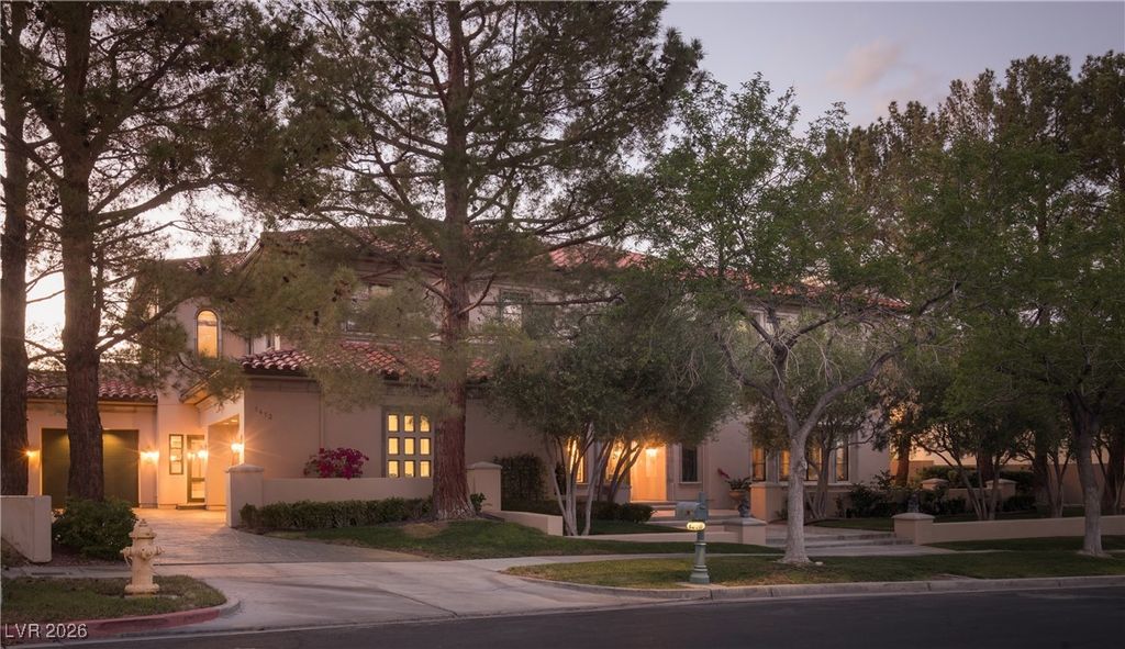 Photo of 1413 Iron Hills Lane, Las Vegas, NV 89134 (MLS # 2744771)