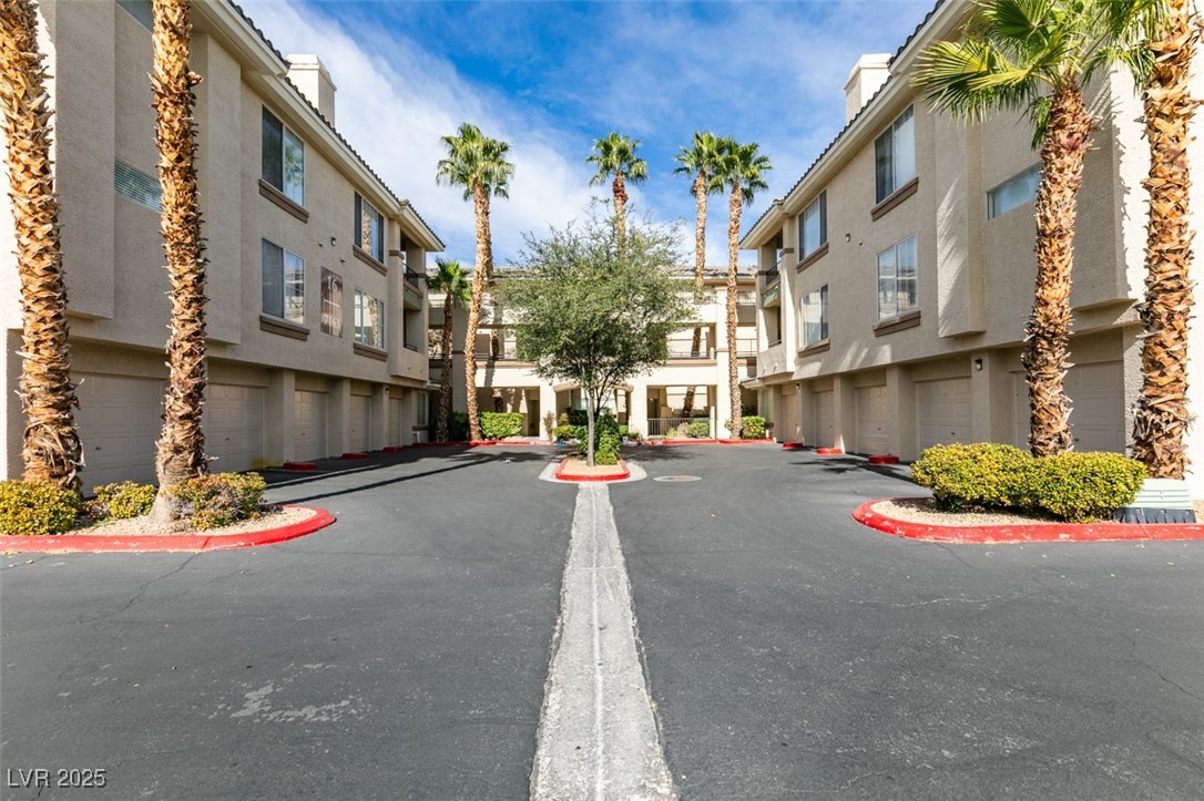 7163 S Durango Drive 302