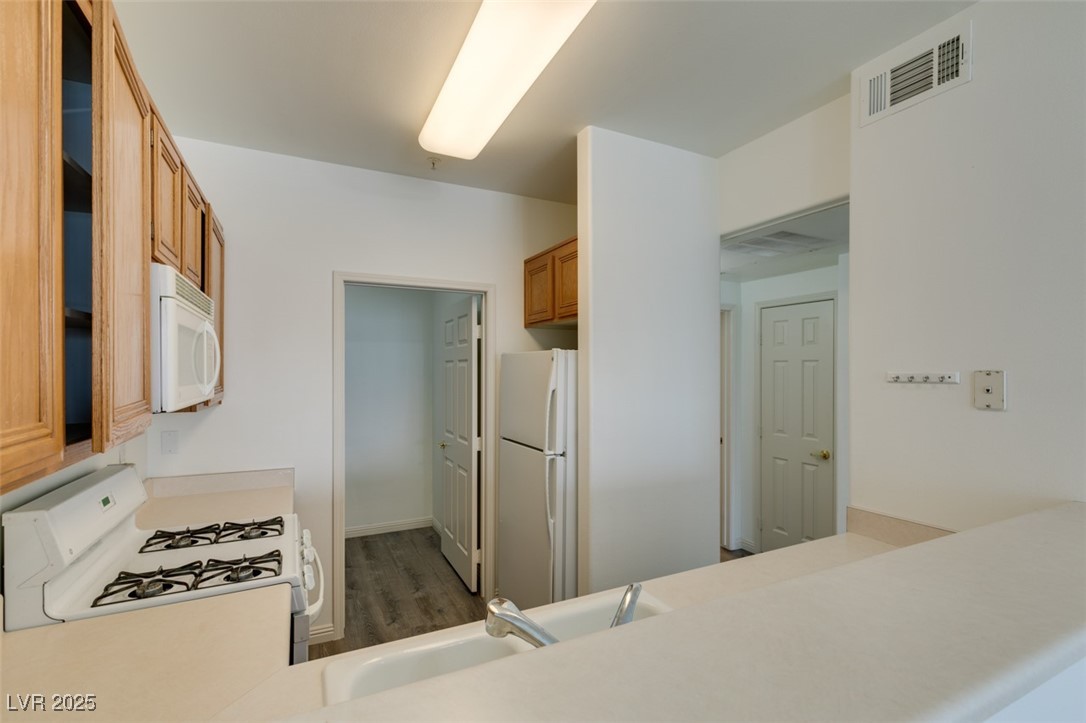 7163 S Durango Drive 302