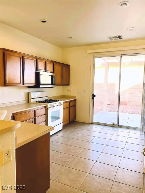 3090 Harbor Heights Drive