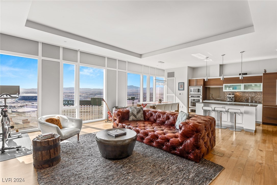 Las Vegas, Nevada 89158, United States, 1 Bedroom Bedrooms, ,2 BathroomsBathrooms,Residential,Active,41456