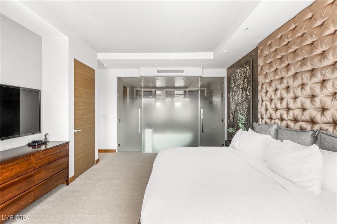 Las Vegas, Nevada 89158, United States, 1 Bedroom Bedrooms, ,2 BathroomsBathrooms,Residential,Active,41456