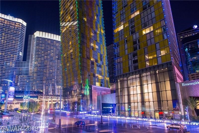 Las Vegas, Nevada 89158, United States, 1 Bedroom Bedrooms, ,2 BathroomsBathrooms,Residential,Active,41456