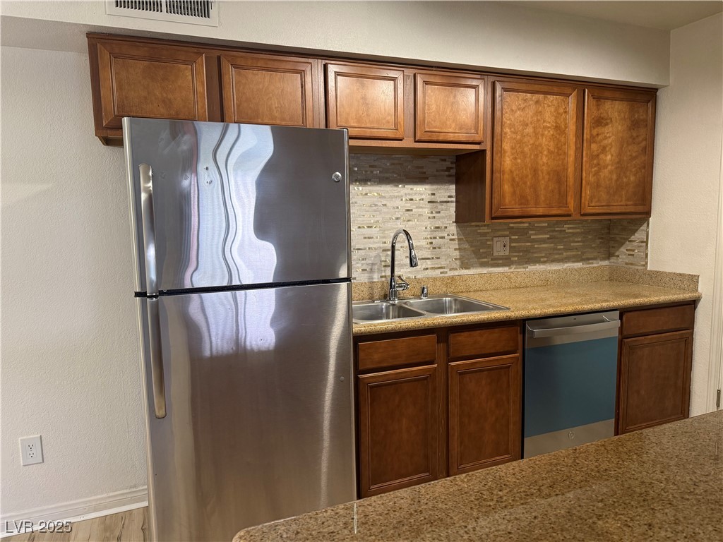 Las Vegas, Nevada 89121, United States, 2 Bedrooms Bedrooms, ,2 BathroomsBathrooms,Residential,Active,101568