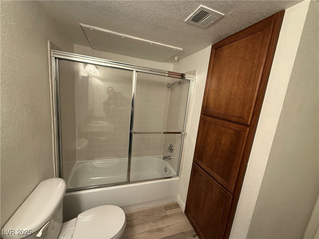 Las Vegas, Nevada 89121, United States, 2 Bedrooms Bedrooms, ,2 BathroomsBathrooms,Residential,Active,101568