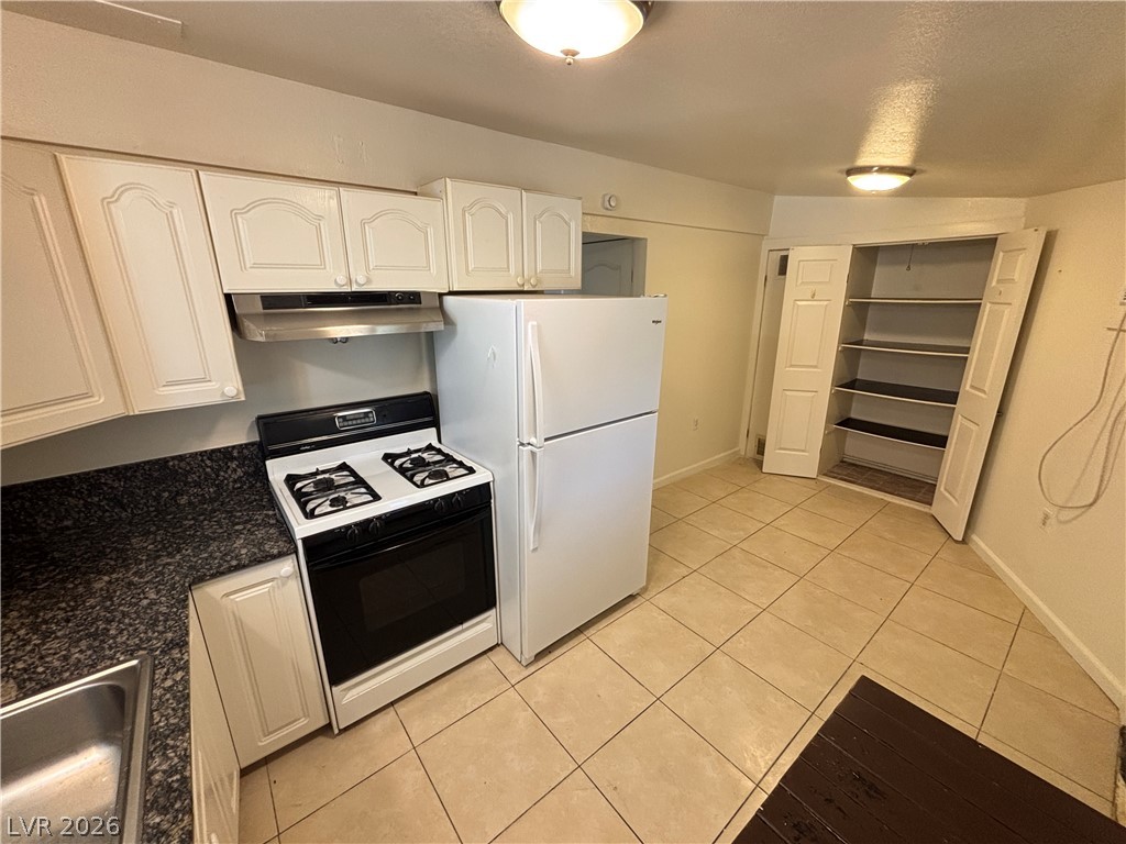 1805 Moser Drive 1805
