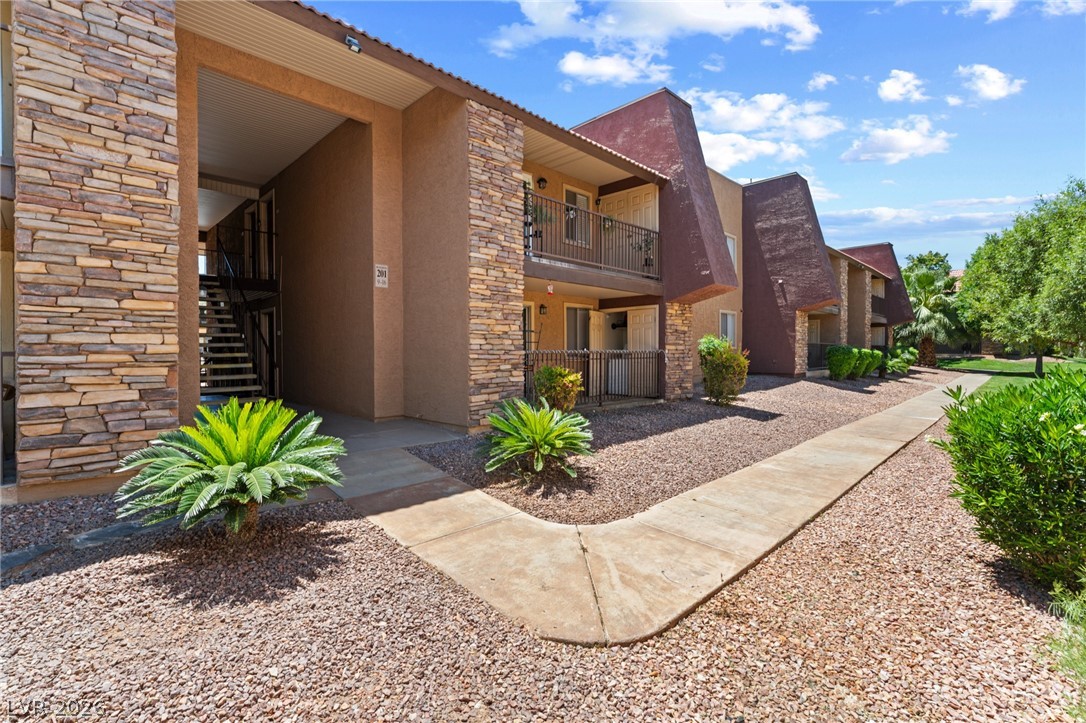 4941 River Glen Drive 10