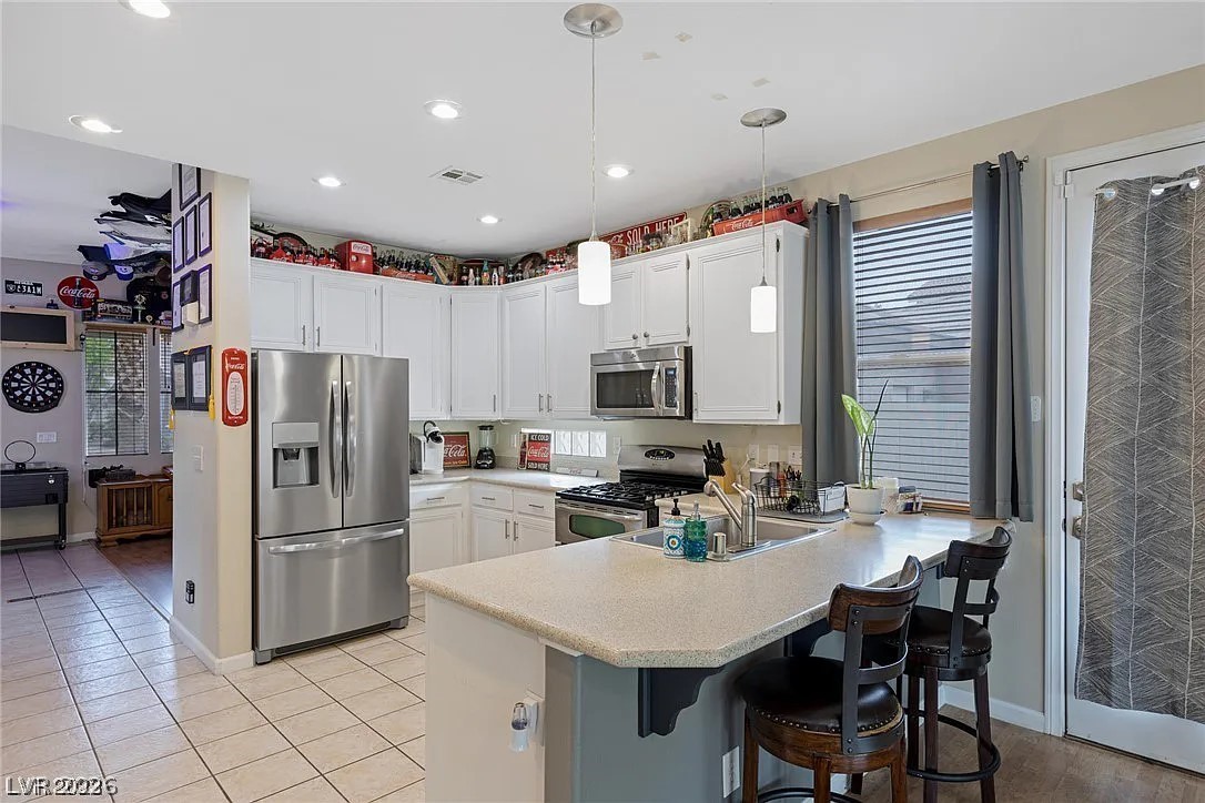 9852 Altadena Street