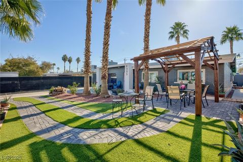 Equestrian 13 4305 Vegas Valley Drive Las Vegas NV 89121