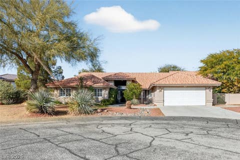 Homes For Sale - 5935 N Campbell Road<br/> Las Vegas, NV 89149