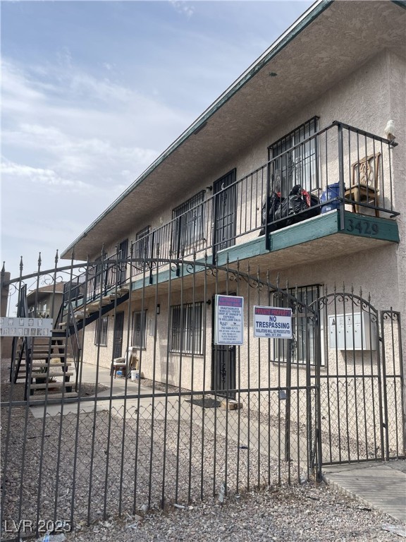 3429 E Cheyenne Avenue