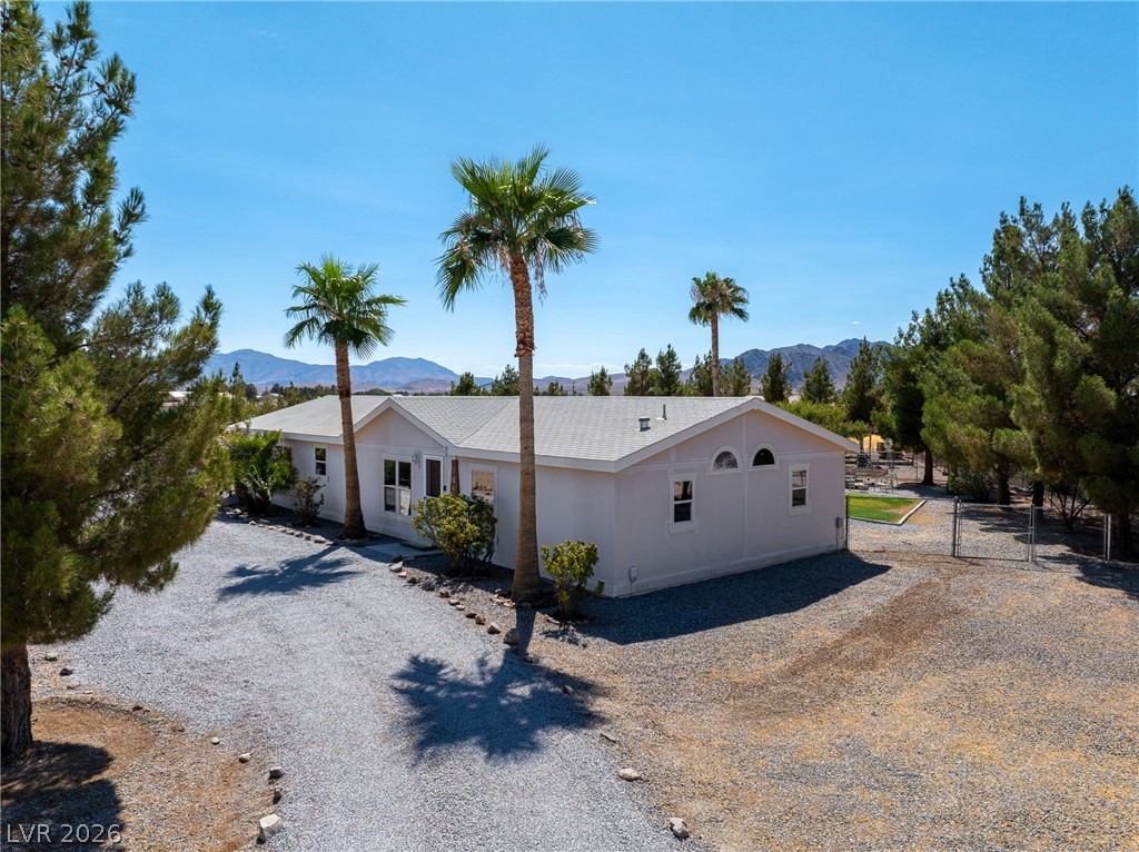 1640 N Woodchips Road