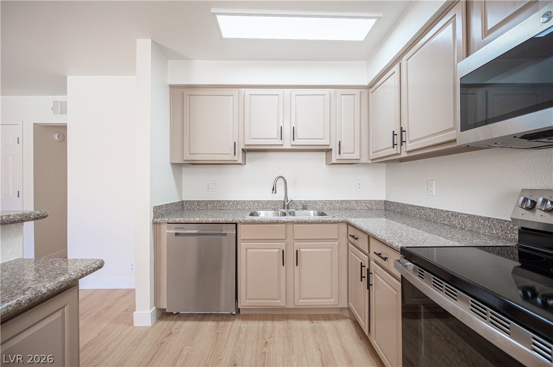 4381 Alexis Drive 332
