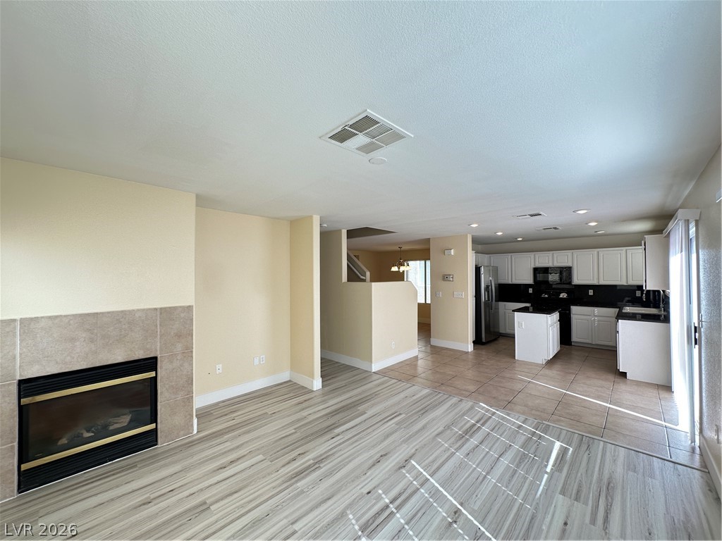 5640 WOODS CROSSING Street 00