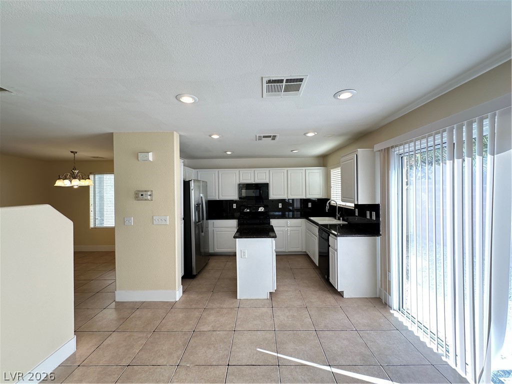 5640 WOODS CROSSING Street 00