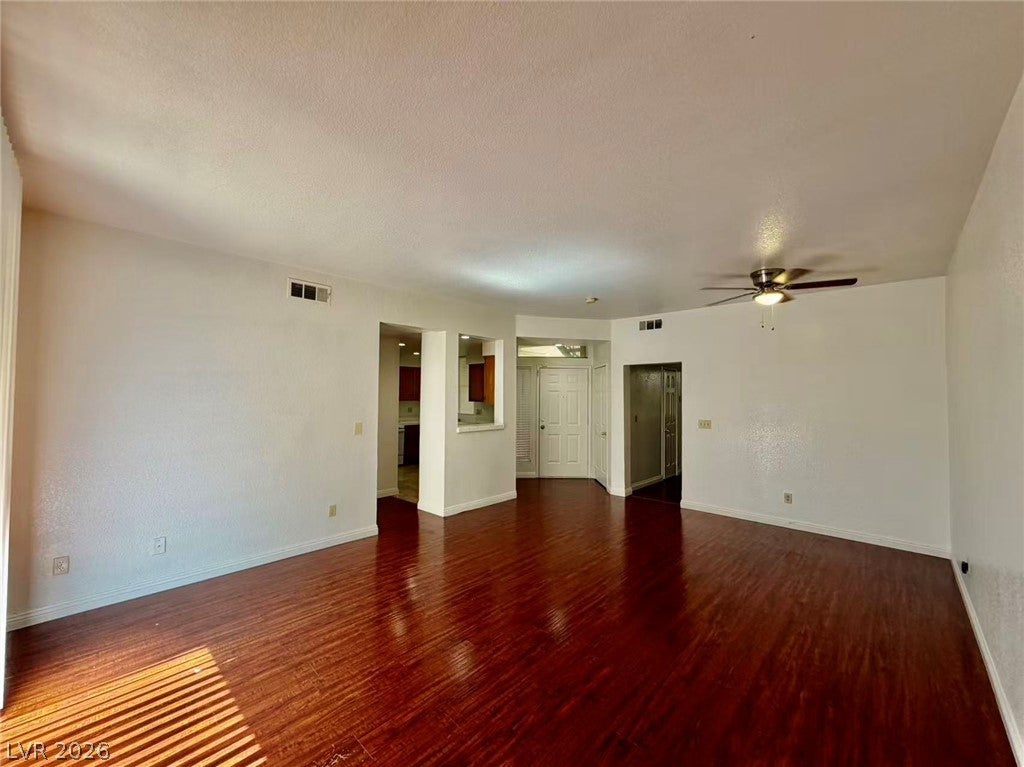 5155 TROPICANA Avenue 1045