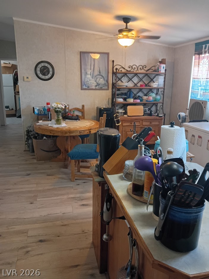 6440 N Park Retiro
