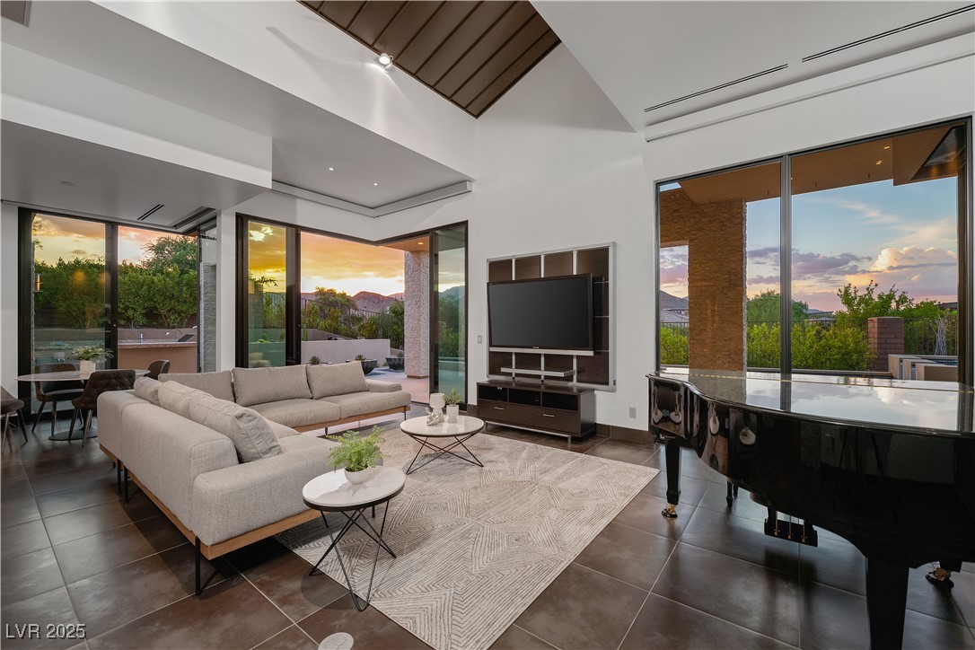 78 Hawk Ridge Drive