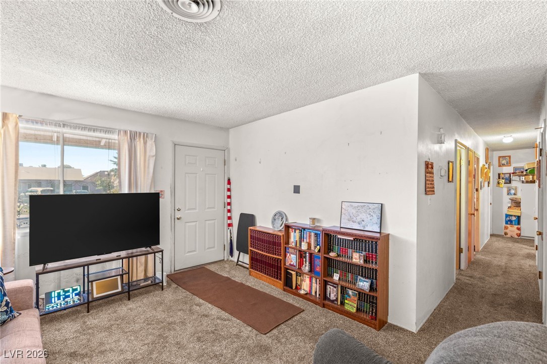 4600 Exposition Avenue