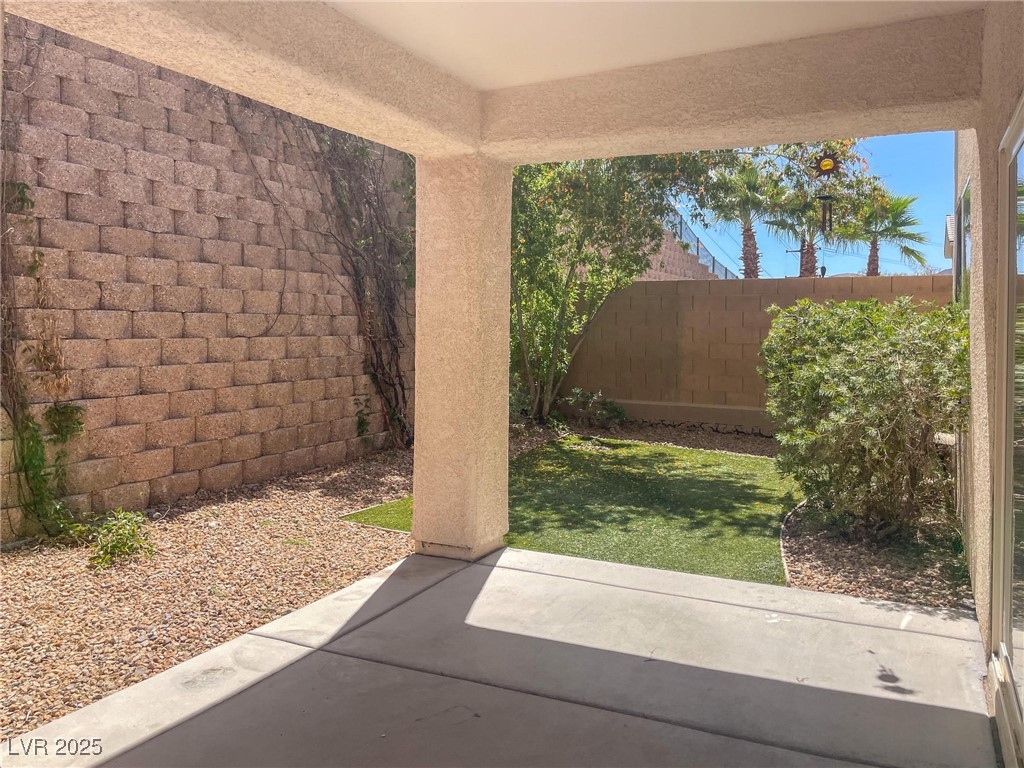 2772 Drummossie Drive, Henderson, Nevada image 31