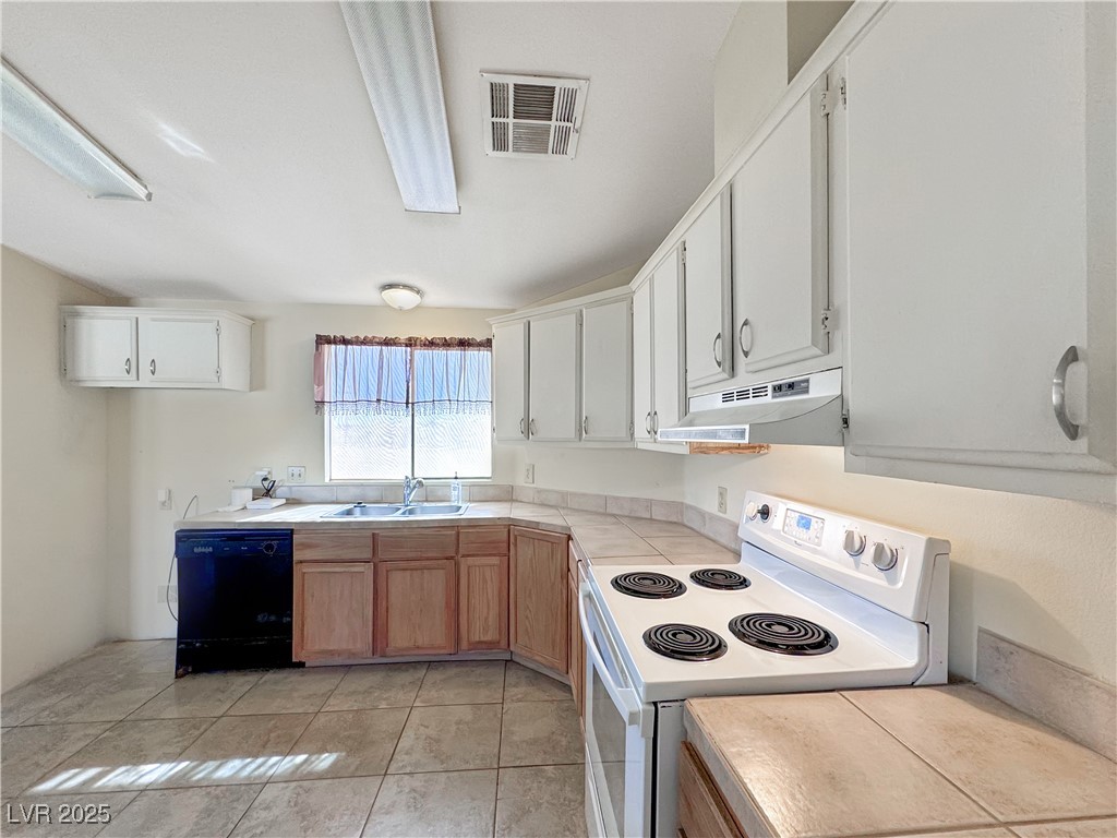 4850 Pontiac Circle, Pahrump, Nevada image 17