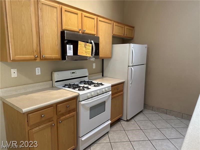3325 Cactus Shadow Street #203, Las Vegas, Nevada image 8