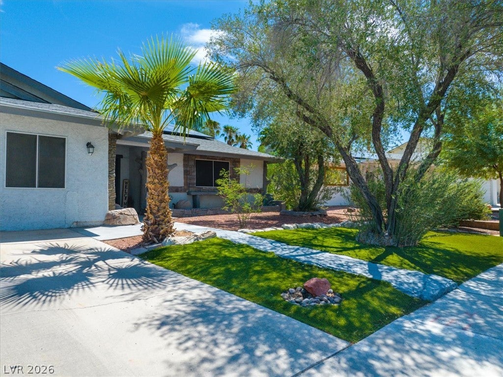 2402 El Tesoro Court