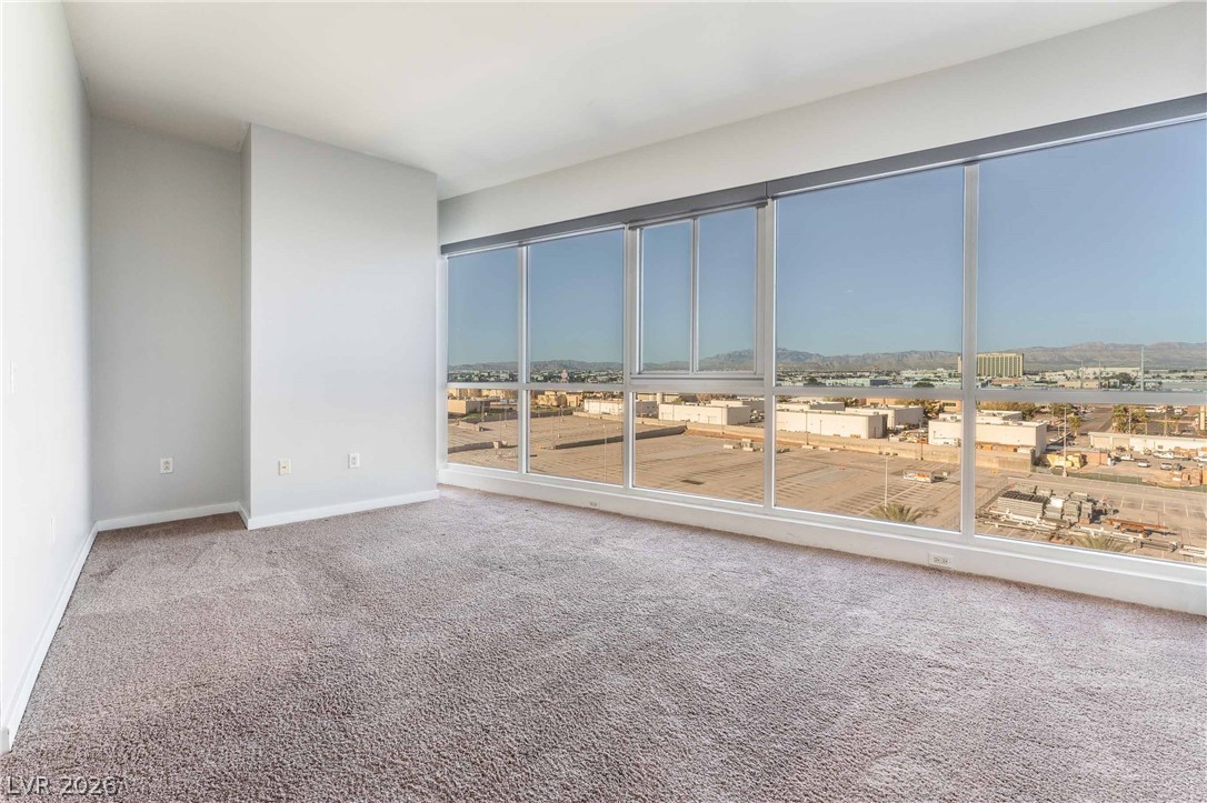 4575 DEAN MARTIN Drive 802