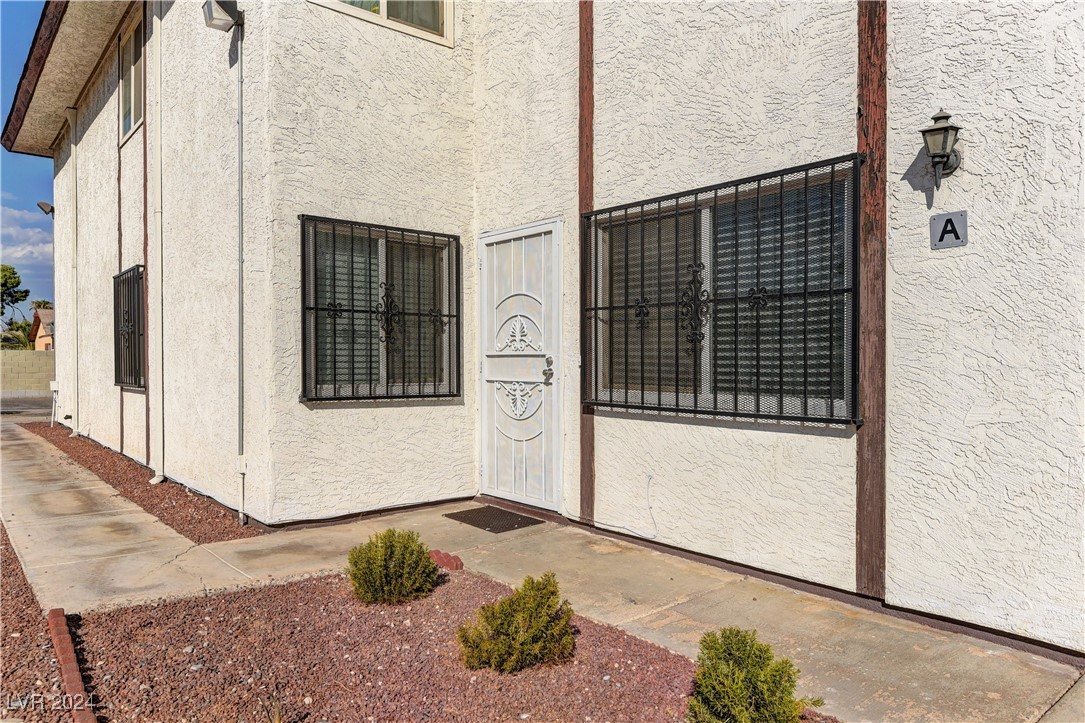 Las Vegas, Nevada 89102, United States, 2 Bedrooms Bedrooms, ,1 BathroomBathrooms,Residential,Active,39832