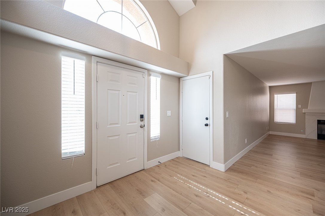 9812 Via Delores Avenue