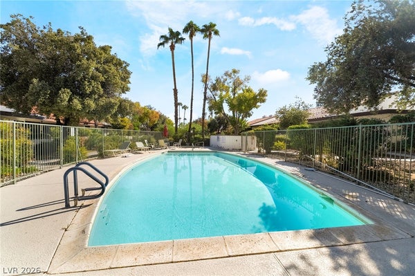 2641 SAN MARTIN CT, LAS VEGAS, NV 89121 - Image 8260cd032a86ea355c8d5def5496e3b4/1939336830