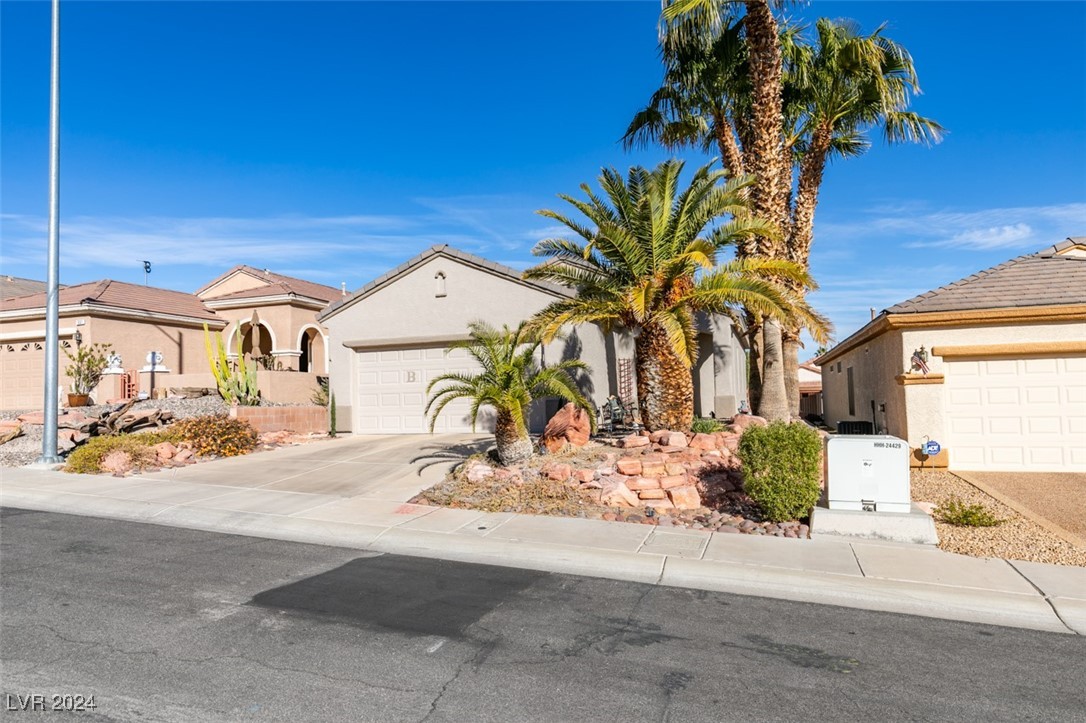 535 Cypress Links Avenue, Henderson, Nevada image 38