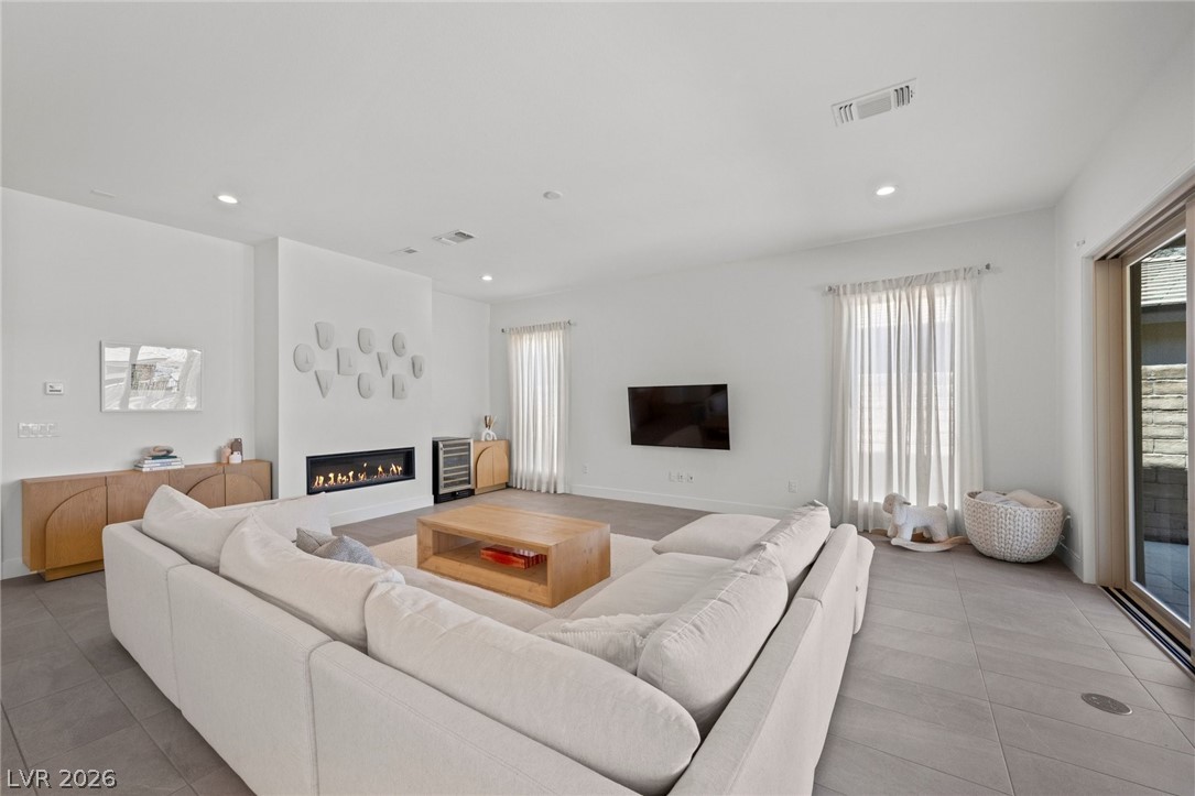 3060 Full Lotus Drive