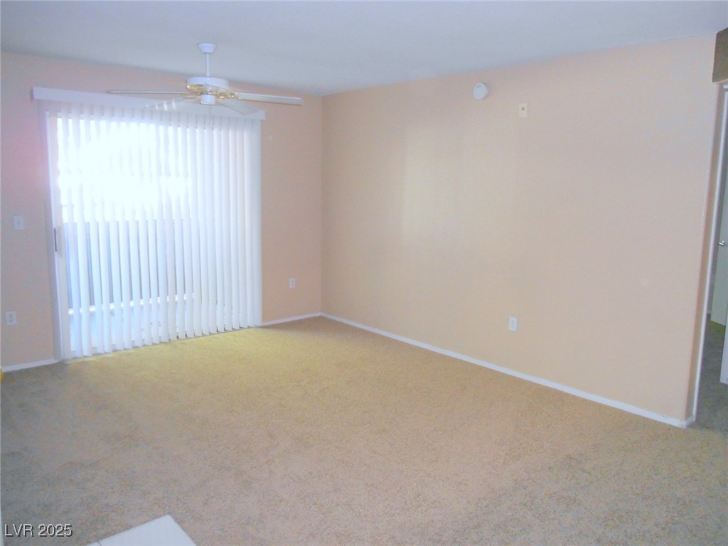 555 SILVERADO RANCH Boulevard 1073