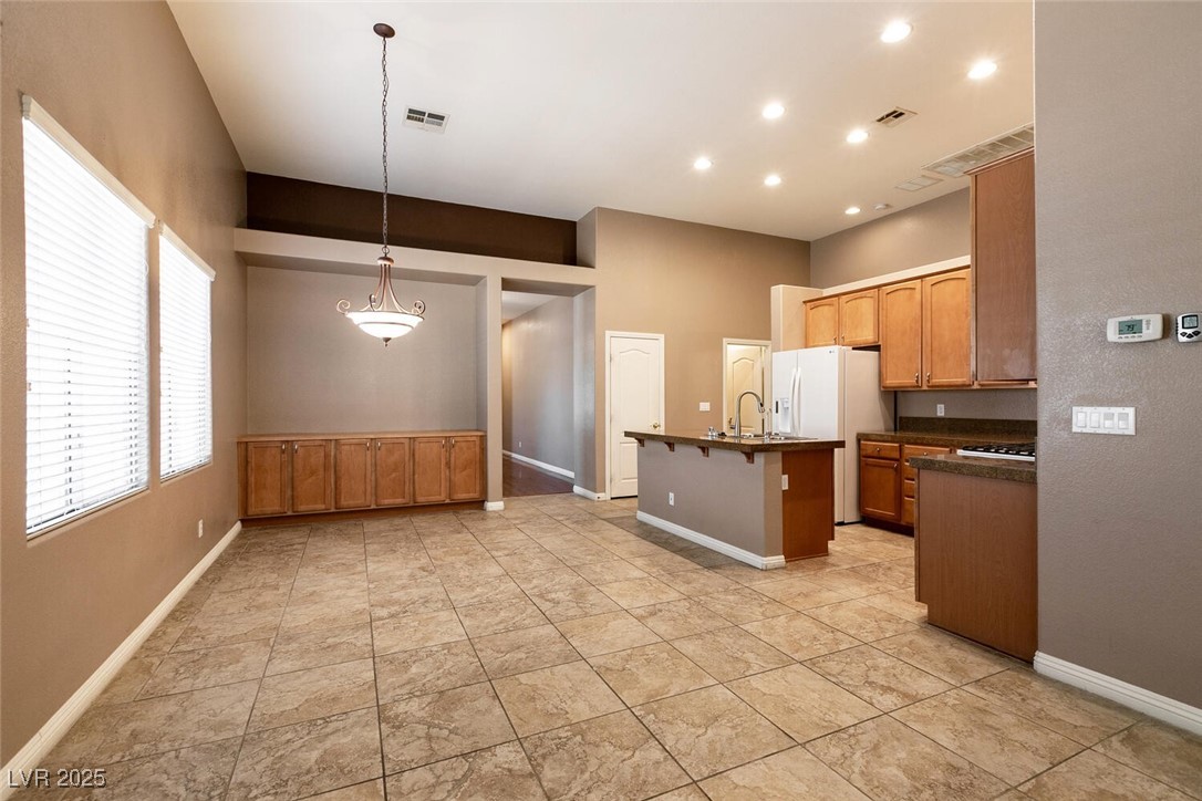 Las Vegas, Nevada 89143, United States, 3 Bedrooms Bedrooms, ,2 BathroomsBathrooms,Residential,Active,137168