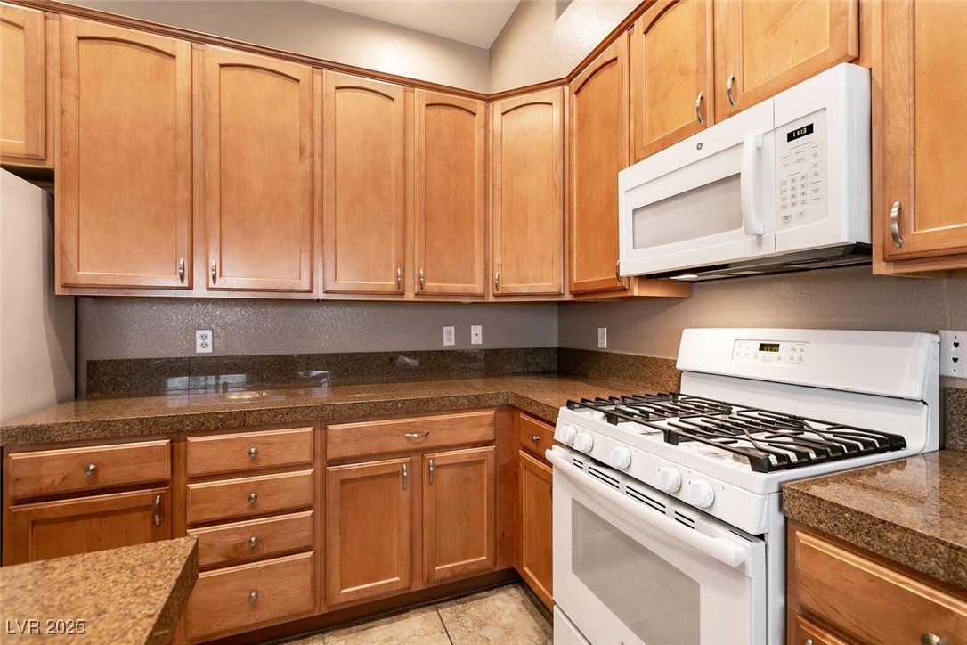 Las Vegas, Nevada 89143, United States, 3 Bedrooms Bedrooms, ,2 BathroomsBathrooms,Residential,Active,137168