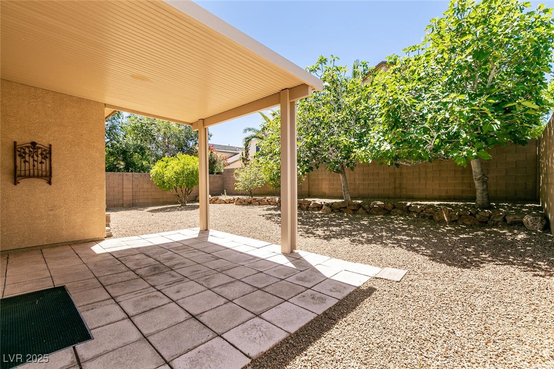 Las Vegas, Nevada 89143, United States, 3 Bedrooms Bedrooms, ,2 BathroomsBathrooms,Residential,Active,137168