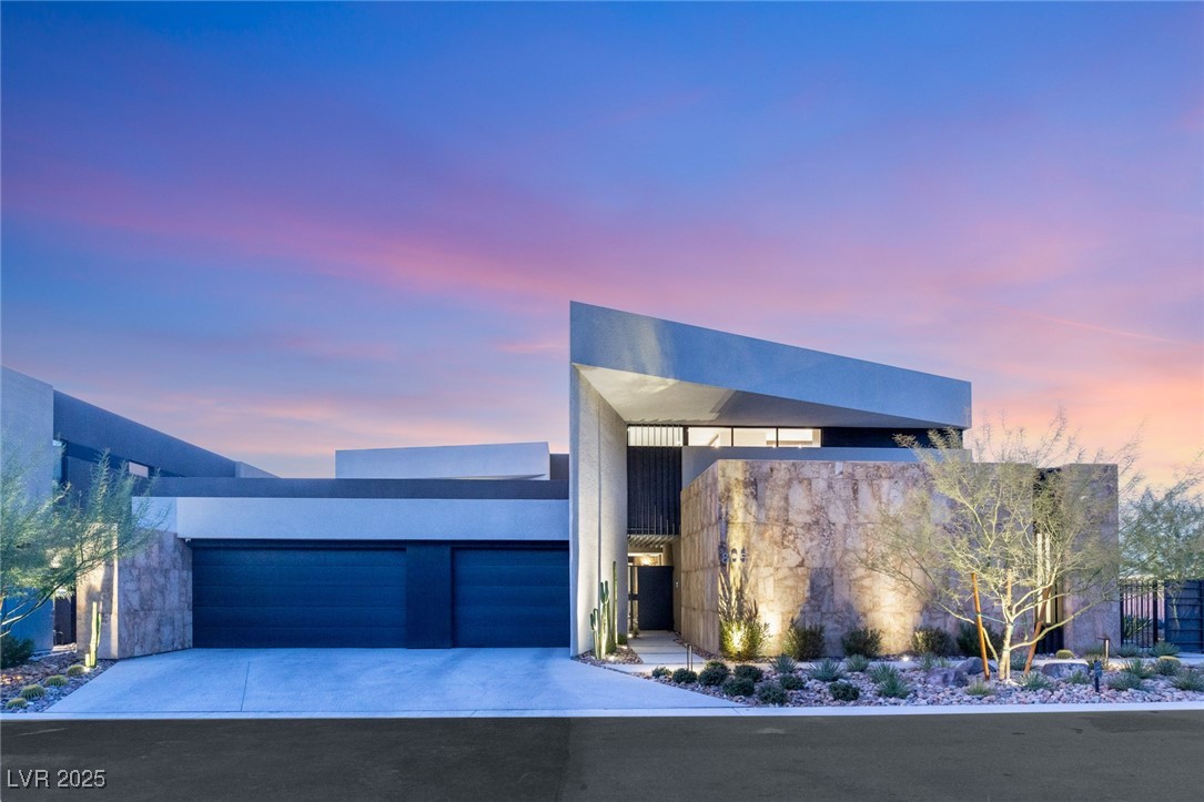 805 Magnum Cliff Court