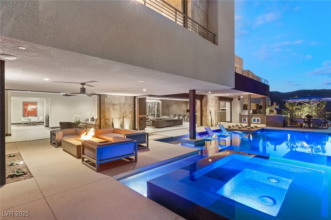 805 Magnum Cliff Court