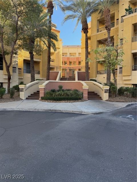 Photo of 270 E Flamingo Road #315, Las Vegas, NV 89169 (MLS # 2739216)