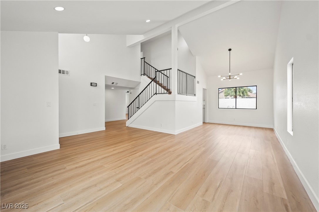 389 Umbria Way